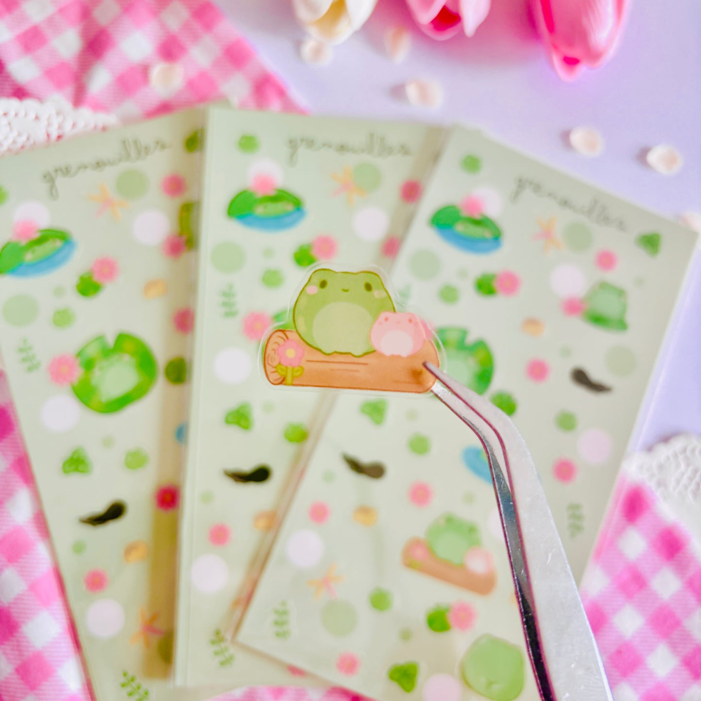 Feuille de stickers Grenouilles